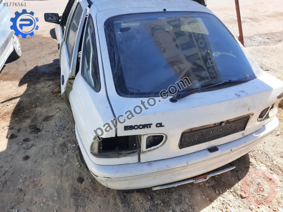 Ford escort arka bagaj kapagi hecbeck