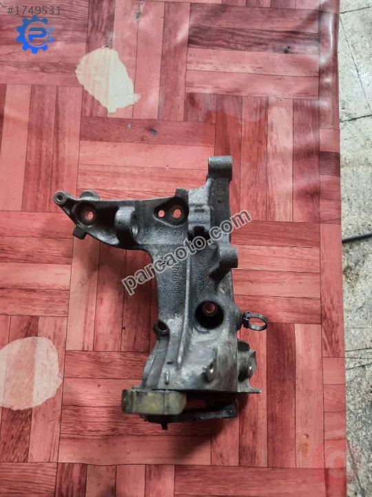 Peugeot 207 sarj dinamo ayağı 1.6 dizel