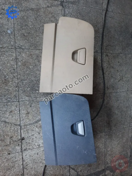 Ford connect boş torpido