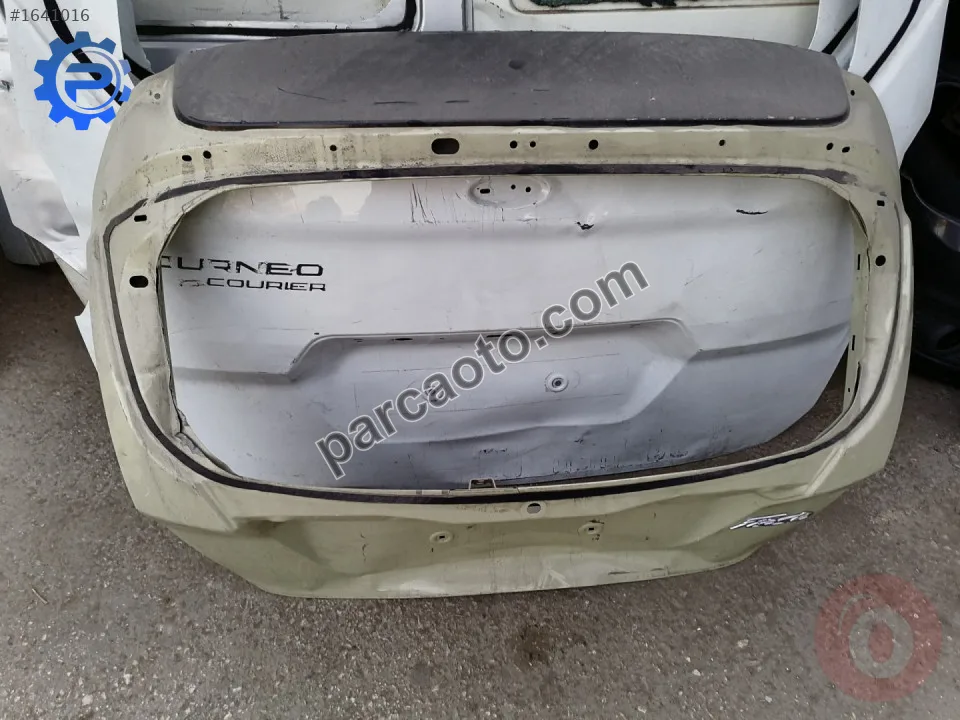 Ford Fiesta Arka Bagaj Kapısı