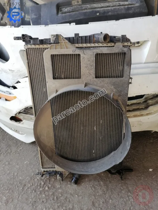 2007 2012 ford transit su radyatörü ve davlumbazi