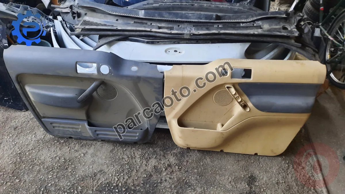 Ford connect sag sol kapi döşemesi