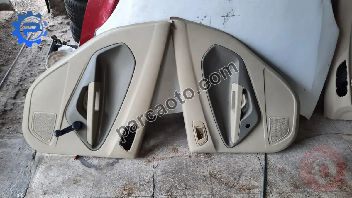 Ford fiesta kapi döşemesi sag sol