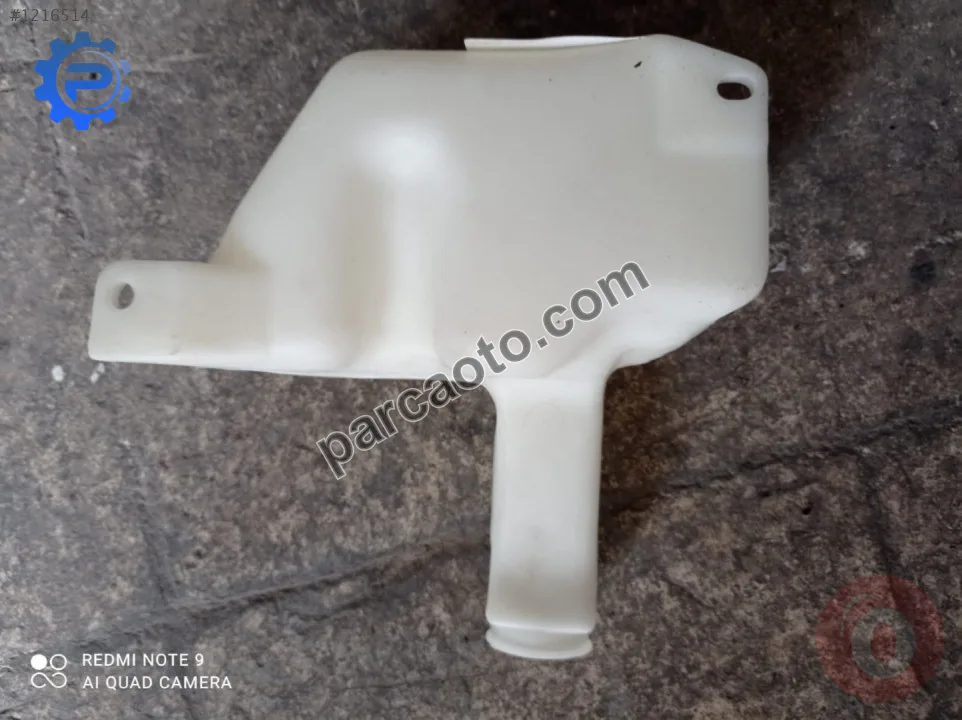 Toyota Corona Yedek Su Deposu - Adana Seyhan