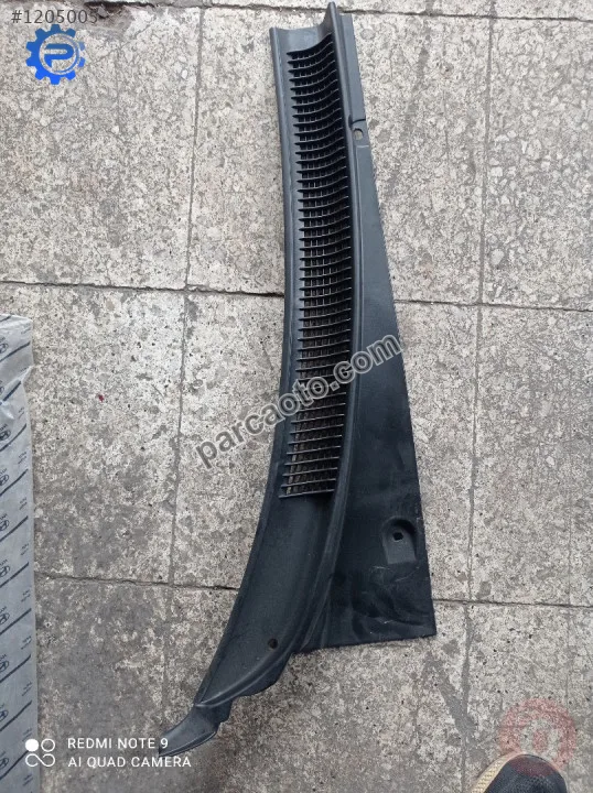 Hyundai Accent Ön Cam Izgarası - Adana Seyhan