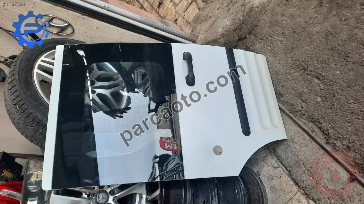 Ford connect bagaj kapisi sol