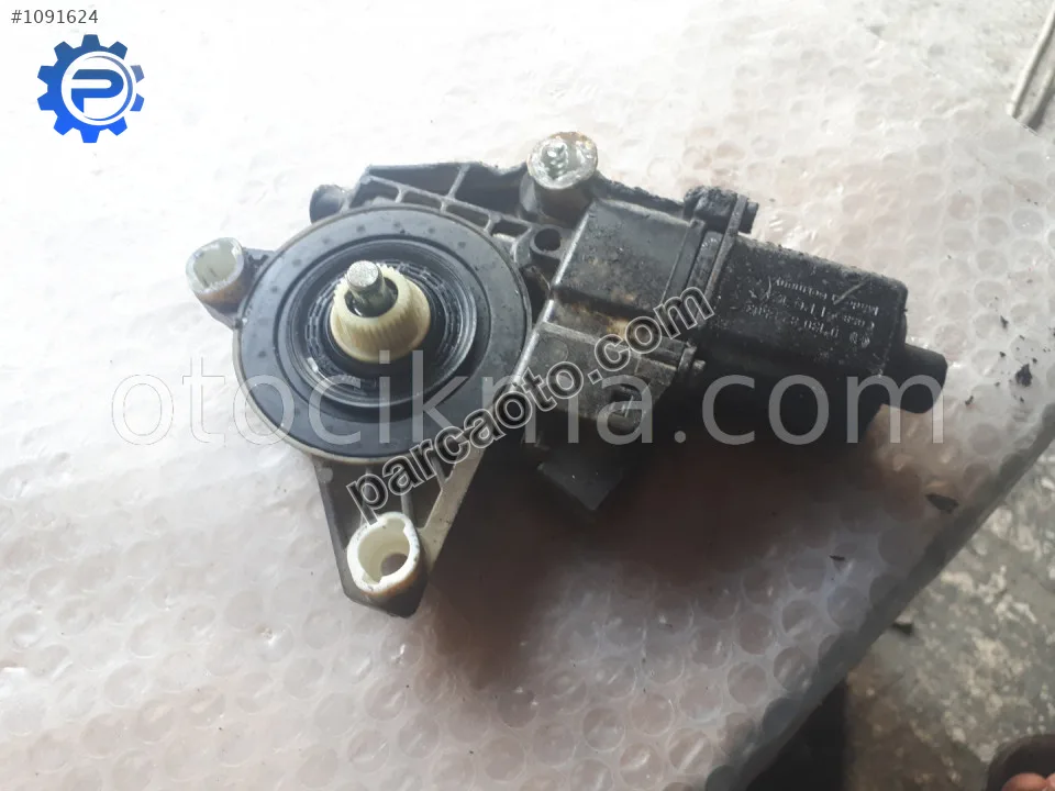 Mercedes C180 Kapı Camları - Adana Seyhan