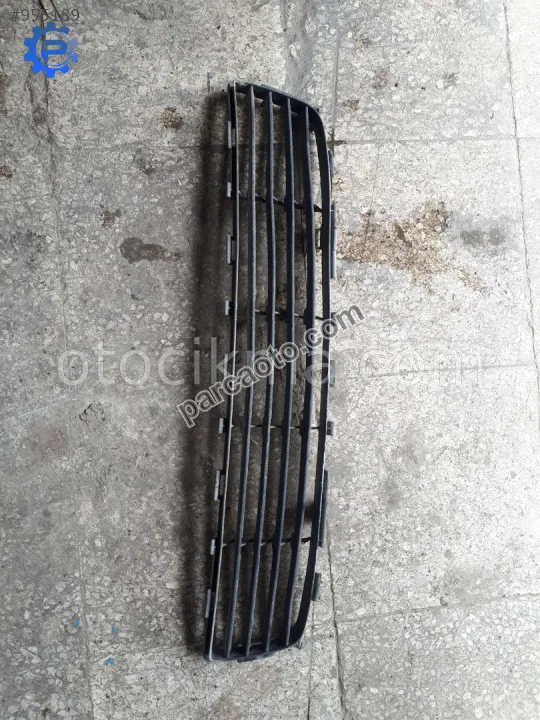 Toyota Auris Tampon Izgarası - Adana Seyhan