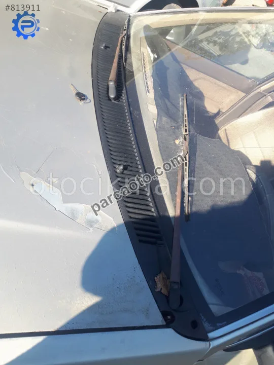 Mazda 323 Ön Cam Izgarası - Adana Seyhan