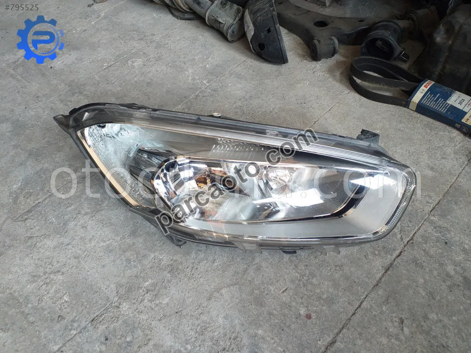 Ford Tourneo Courier Far - Adana Seyhan