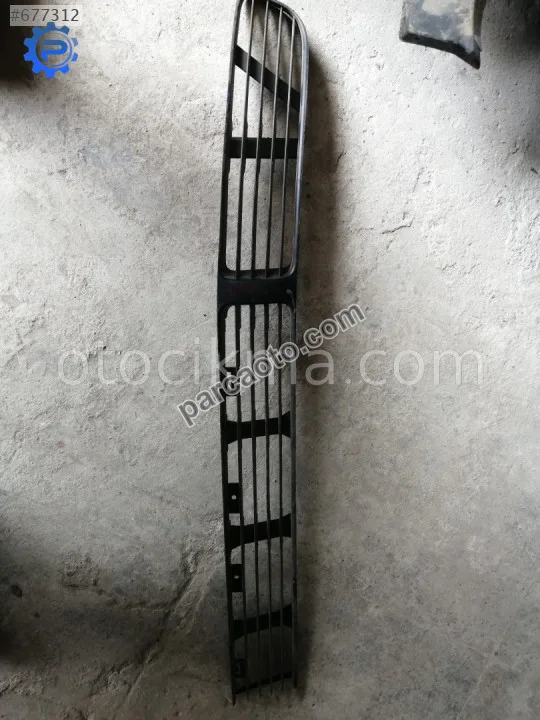 Volkswagen Passat Tampon Izgarası - Adana Seyhan