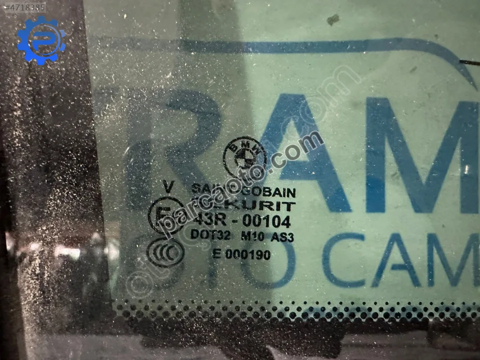 Bmw e83 x3 sol arka kelebek camı