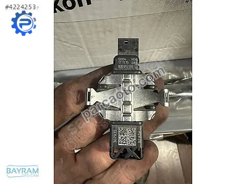 Volkswagen Golf Ön Cam Izgarası - İstanbul Anadolu Kartal