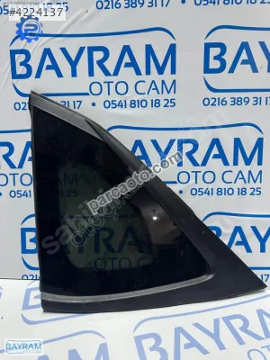 Hyundai i20 Kelebek Cam Arka - İstanbul Anadolu Kartal