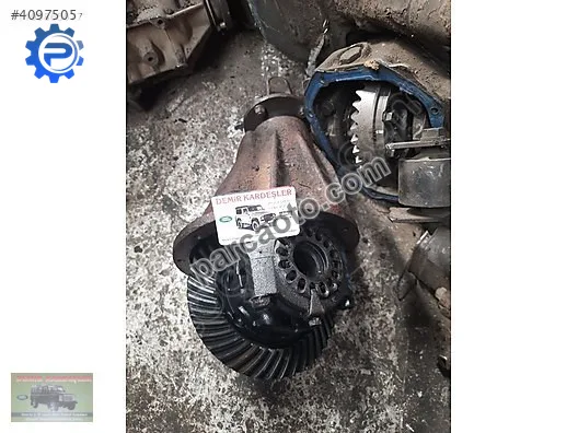Toyota Hilux 41-11 Orjinal Arka Defransiyel