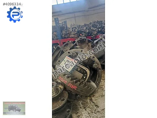 Mitsubishi Pajero 37/8 çıkma arka defransiyel