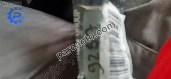 Renault Clio Kaput Menteşesi - İstanbul Anadolu Ataşehir