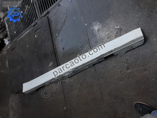 BMW 3 Serisi Marşpiyel Sacı - İstanbul Anadolu Ataşehir