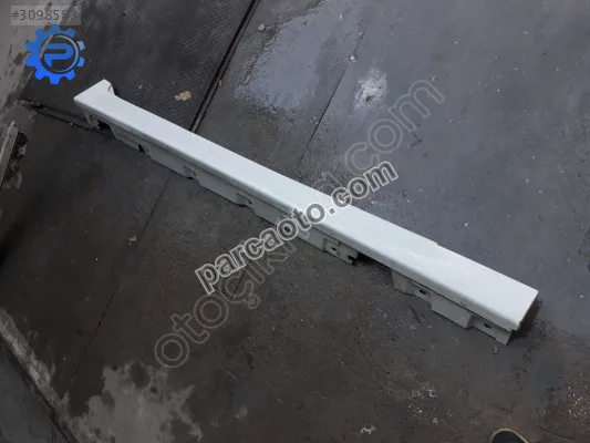 BMW 5 Serisi Marşpiyel Sacı - İstanbul Anadolu Ataşehir