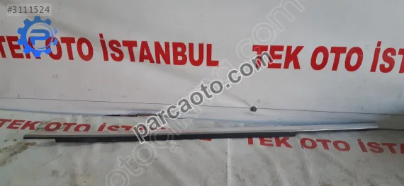 Mercedes c 204 kapı çıtası sağ ön