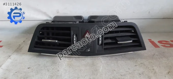 Mercedes e 207 hava nozulu orta a2078300054