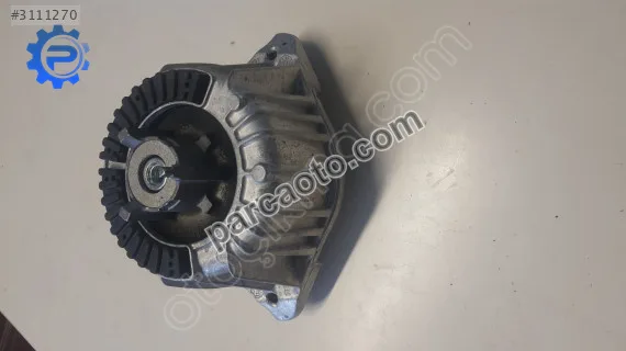 E c cls 204 212 218 motor kulağı a2042406017