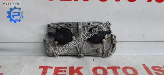 Mercedes c 205 zincir kapağı benzinli a2740150700