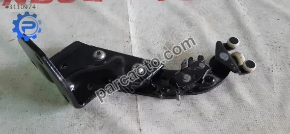 Mercedes vito 447 kapı menteşesi sürgü a44777600747
