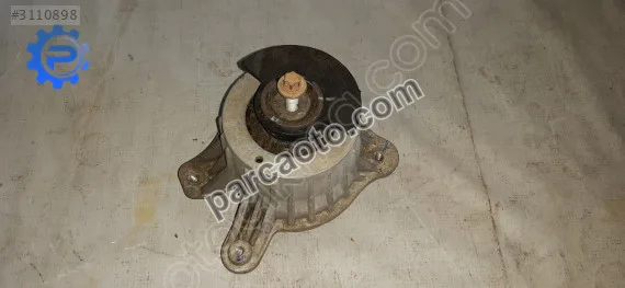 Mercedes C 205 MOTOR KULAĞI SAĞ