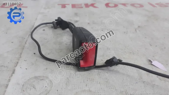 Mercedes c 205 emniyet kemer tokası ön a2058600169