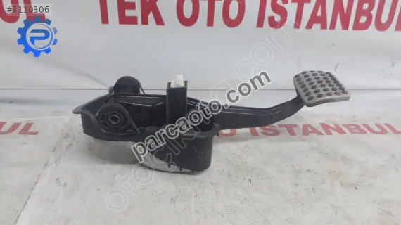 Mercedes C 205 FREN PEDALI A2052020415