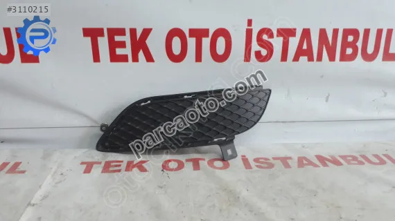 Mercedes B 246 SİS KAPAĞI SAĞ