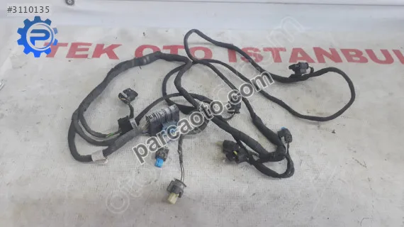 Mercedes e 207 park sensörü tesisatı ön