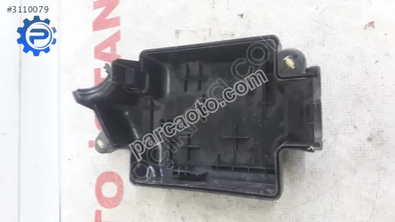 Fiat 500l bakalit sigorta kutusu kapağı 51890355