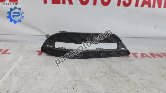 Mercedes C 204 SİS KAPAĞI SAĞ A2048803324