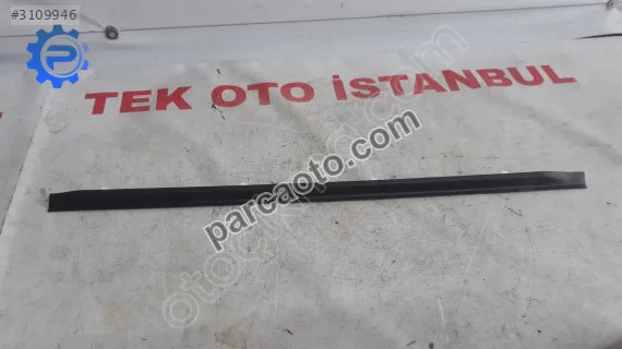 Mercedes C 204 KAPI ÇITASI A2046904062