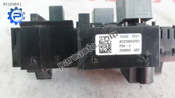 Mercedes C 205 SİGORTA KUTUSU A2229063202