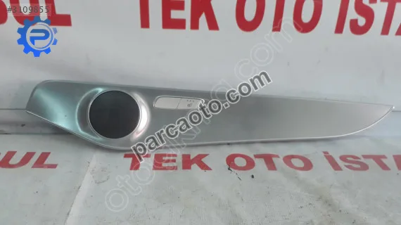Mercedes c 205 kapı döşemesi sağ ön iç nikelajı a205720xx