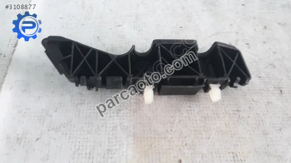 Hyundai accent braket sağ ön uç 865141r000