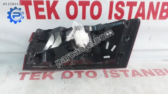 Skoda süperb  stop sol led sedan 3v5.945.207