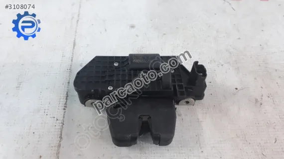 Peugeot 208 kilit bagaj 915487499h