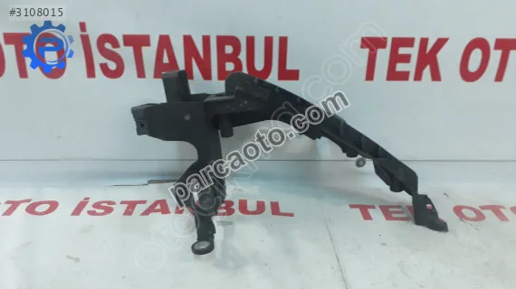Audi a5 braket sağ far braketi 8k0805608b