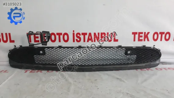 Mercedes cla 117 tampon ızgarası makyajlı kasa orta a1178852500