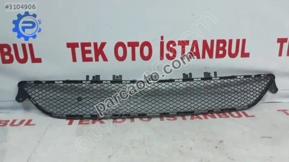 Mercedes e 212 tampon ızgarası orta a2128850522