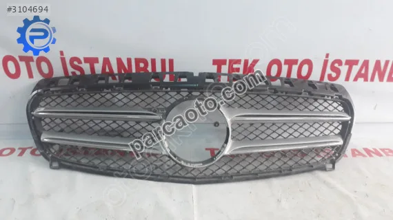 Mercedes a 176 panjur orta kısım kırık