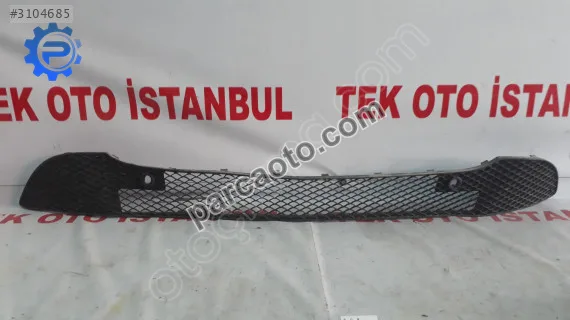 Mercedes a 176 tampon ızgarası orta a1768853322