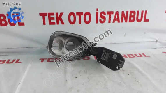 Mercedes c 205 yakıt dolum yuvası