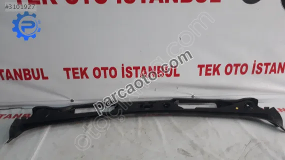 Bmw e90 bakalit ön cam ızgarası 718074303