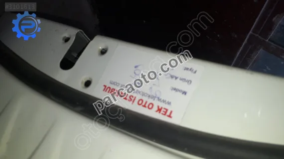 Gla 156 kapı sağ ön
