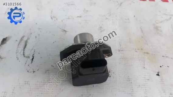 Mercedes c 205 eksantrik sensörü a2709820503 benzinli